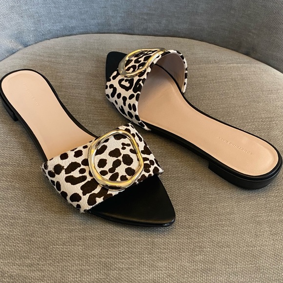 Something Navy Cassie Genuine Calf Hair Slide Sandal EUC - Picture 4 of 14